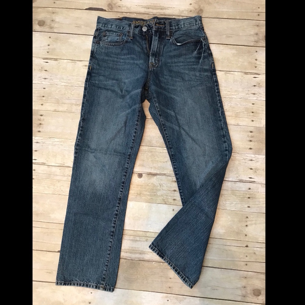 American Eagle Relaxed Straight